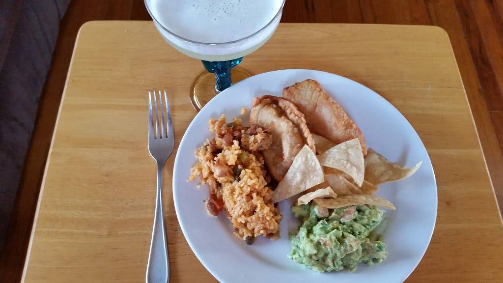 Vickys Casa del Sabor | restaurant | 771 Wellwood Ave, Lindenhurst, NY 11757, USA | 6312255040 OR +1 631-225-5040