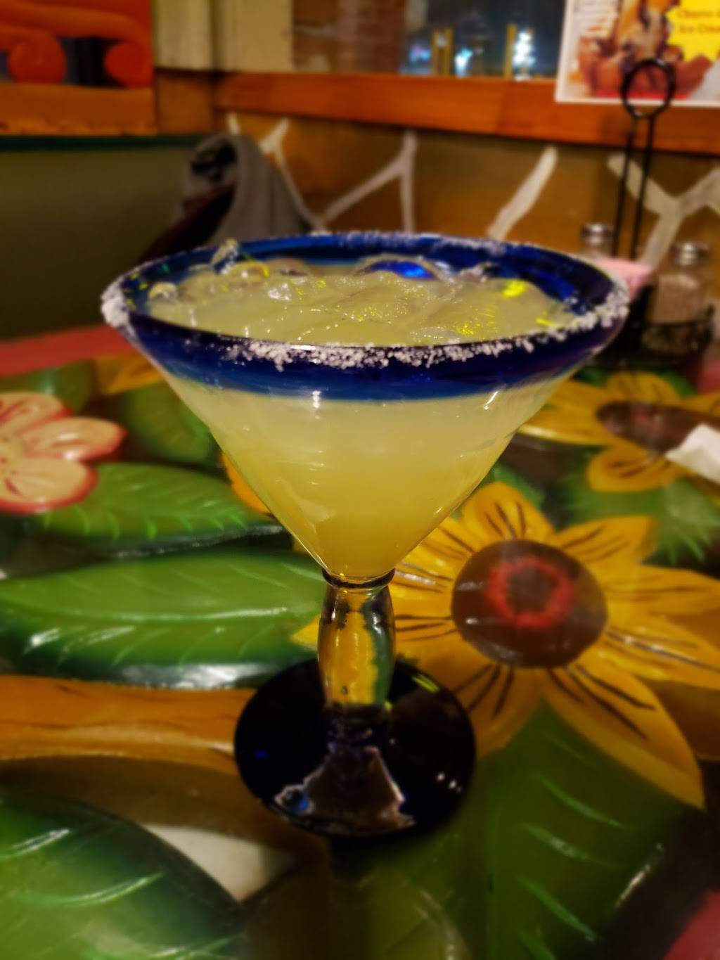 El Rodeo | restaurant | 724 Loucks Rd, York, PA 17404, USA | 7178451341 OR +1 717-845-1341