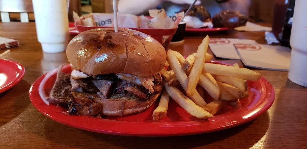 Bonos Pit Bar-B-Q | restaurant | 4831, 4907 Beach Blvd, Jacksonville, FL 32207, USA | 9043984248 OR +1 904-398-4248