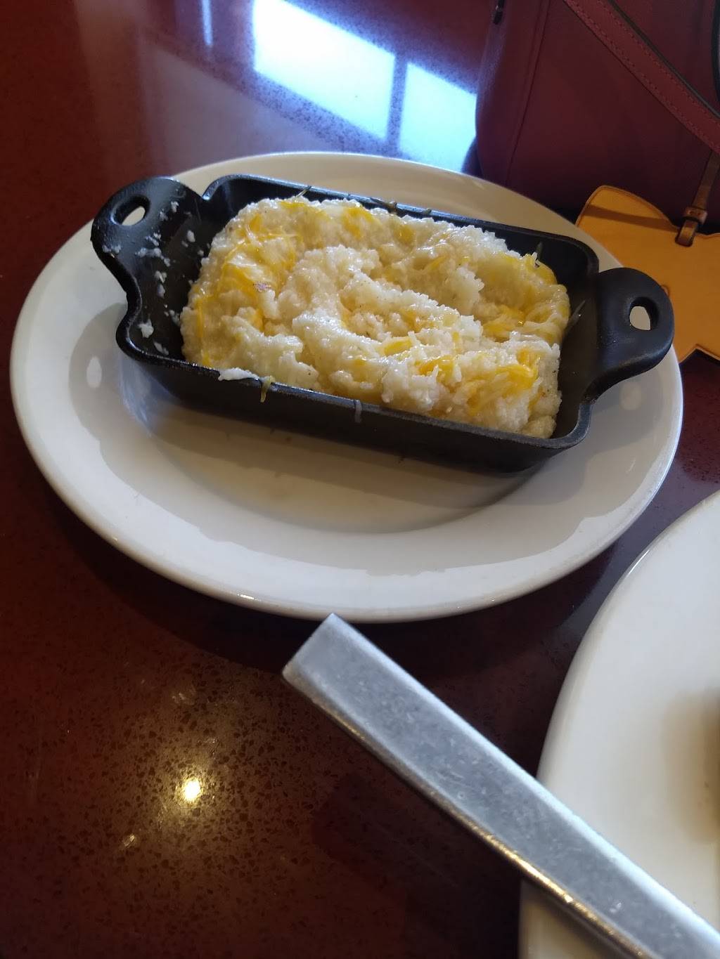 Bluegrass | restaurant | 101 President St, Baltimore, MD 21202, USA | 4439618825 OR +1 443-961-8825