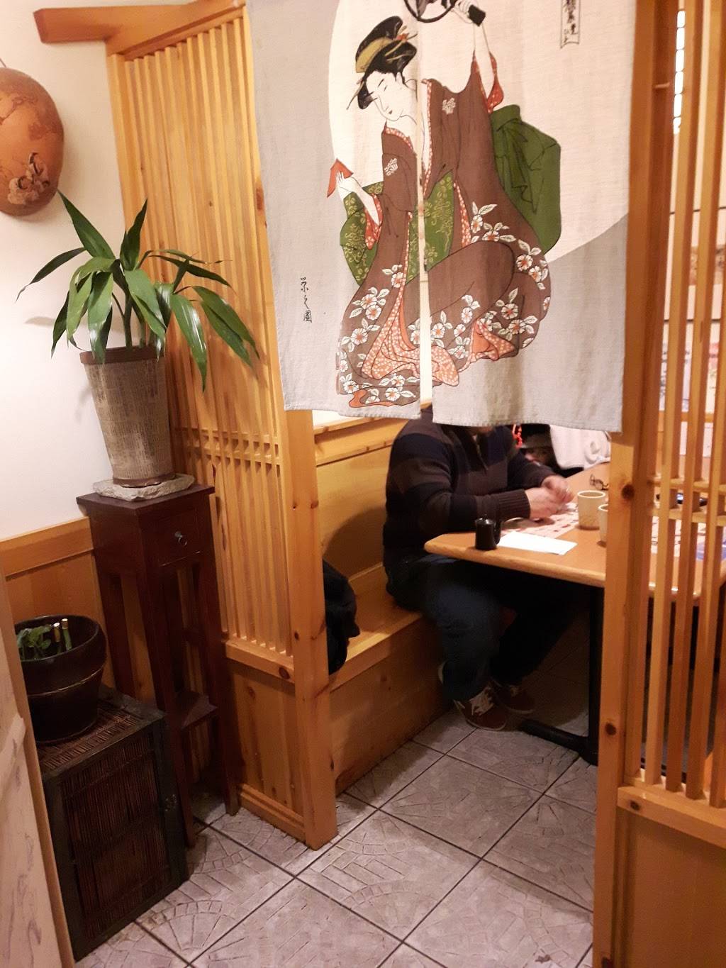 Kyoto House & Japanese Restaurant | restaurant | 443 Brock St N, Whitby, ON L1N 2Y5, Canada | 9056669400 OR +1 905-666-9400