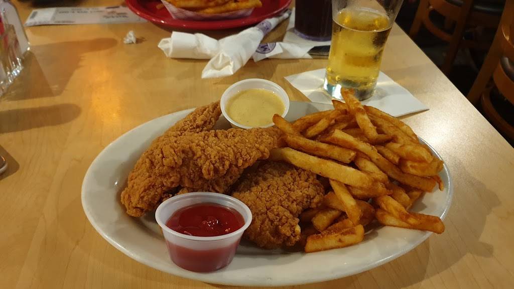 Hamburger Marys | restaurant | 110 W Church St, Orlando, FL 32801, USA | 3213190600 OR +1 321-319-0600