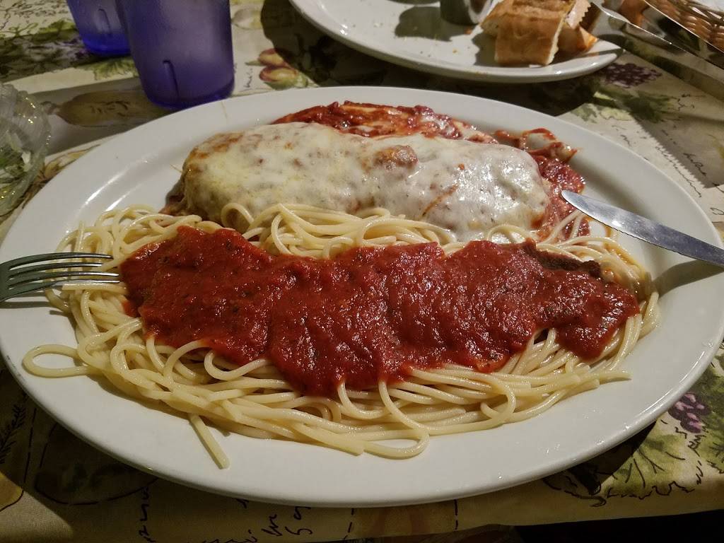 Phils Pizza DOro | restaurant | 5800 N Milwaukee Ave, Chicago, IL 60646, USA | 7737632285 OR +1 773-763-2285