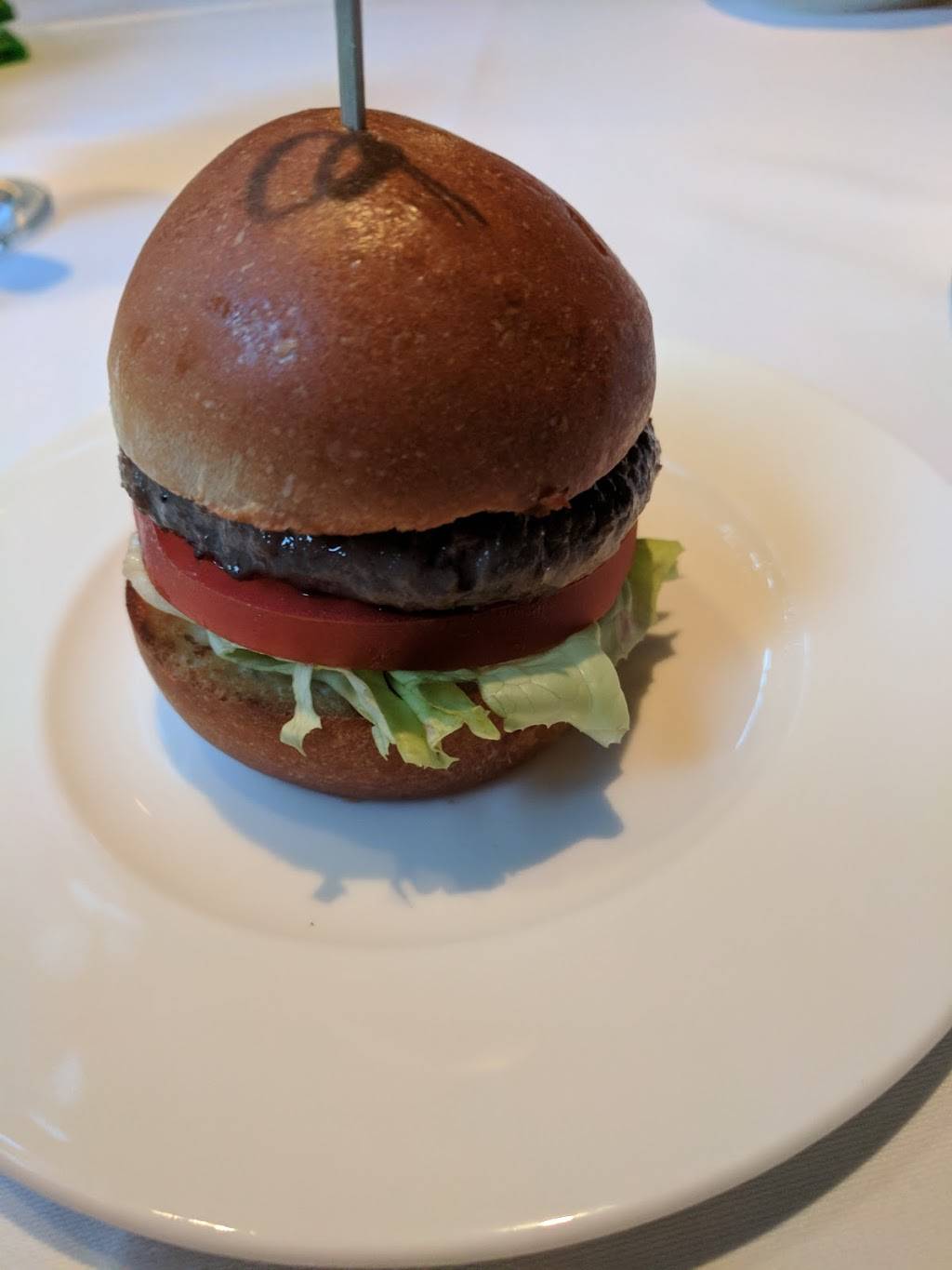 Polo Lounge | restaurant | 9641 Sunset Blvd, Beverly Hills, CA 90210, USA | 3108872777 OR +1 310-887-2777