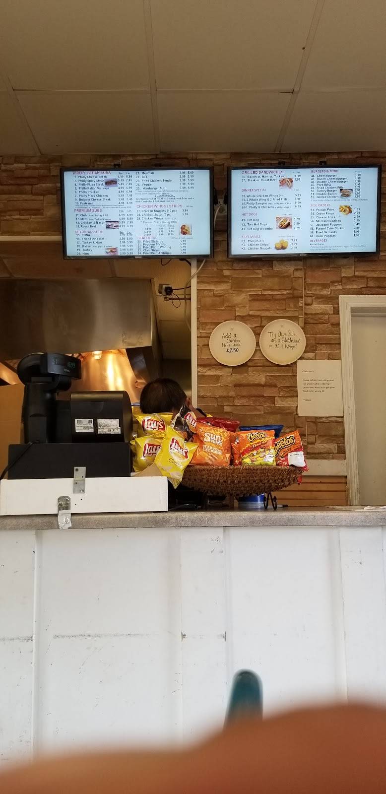 Philly Station | restaurant | 2401 Kecoughtan Rd, Hampton, VA 23661, USA | 7572451155 OR +1 757-245-1155