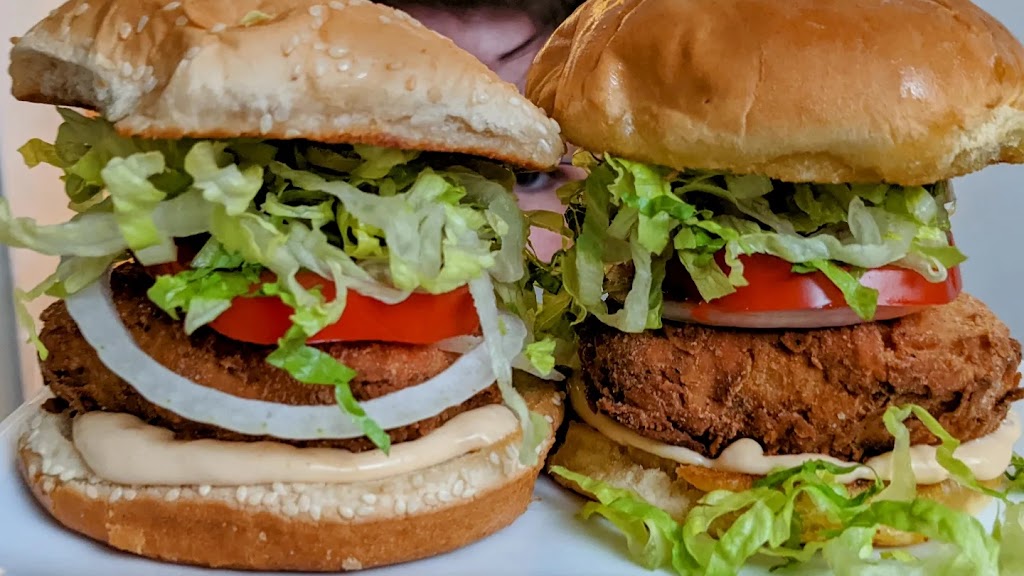 Cypress Table | restaurant | 2153 US-1 Located within Rockledge Gardens, Rockledge, FL 32955, USA | 3213072412 OR +1 321-307-2412