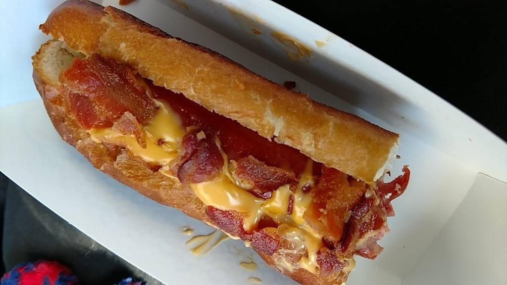 Sonic Drive-In | restaurant | 1220 Ogden Ave, Montgomery, IL 60538, USA | 6308206811 OR +1 630-820-6811