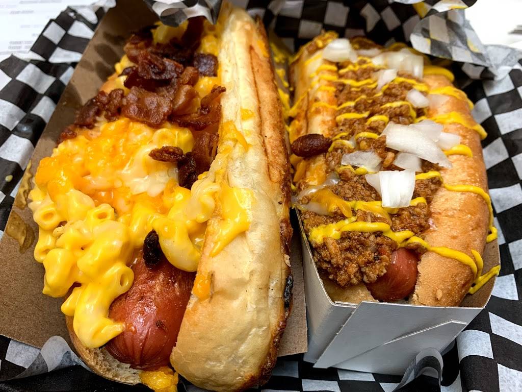 DoggyStyle Gourmet Hotdogs | meal takeaway | 1494 Pillette Rd, Windsor, ON N8Y 3B9, Canada | 2266741143 OR +1 226-674-1143
