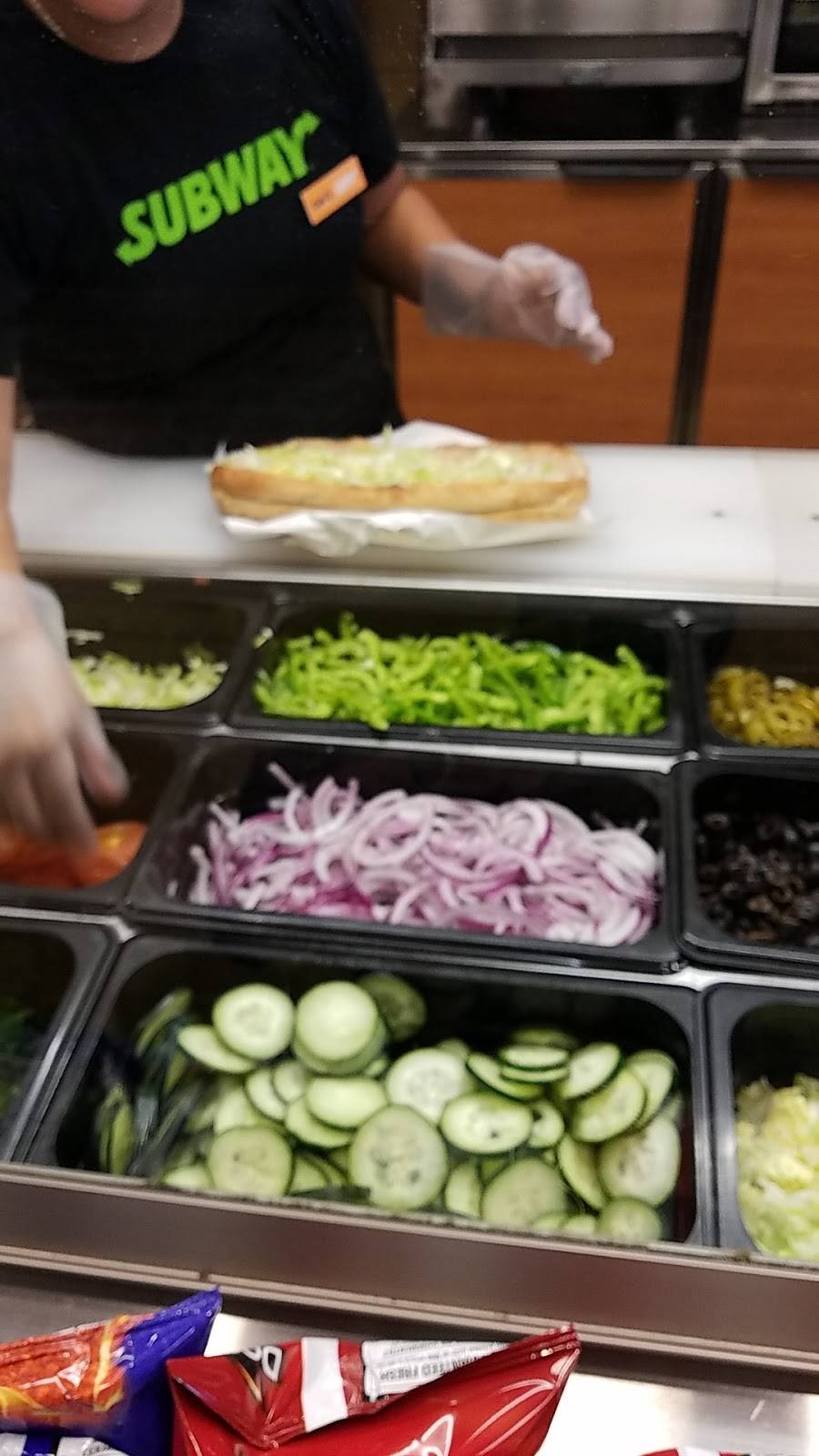 Subway Restaurants | restaurant | 1356 N Avalon Blvd, Wilmington, CA 90744, USA | 3105139600 OR +1 310-513-9600