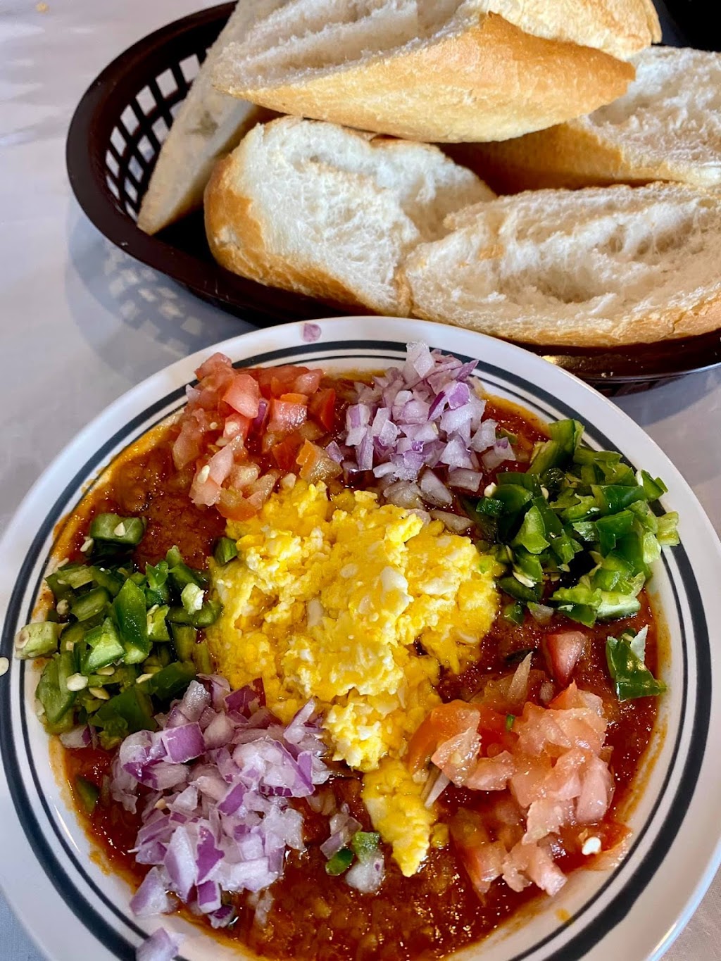 Sana Restaurant Ethiopian & Mediterranean Restaurant | restaurant | 691 Dale St N, St Paul, MN 55103, USA | 6512003191 OR +1 651-200-3191