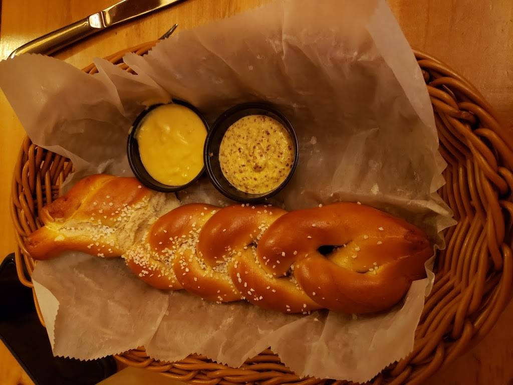 Carillon Brewing Company | restaurant | 1000 Carillon Blvd, Dayton, OH 45409, USA | 9379100722 OR +1 937-910-0722