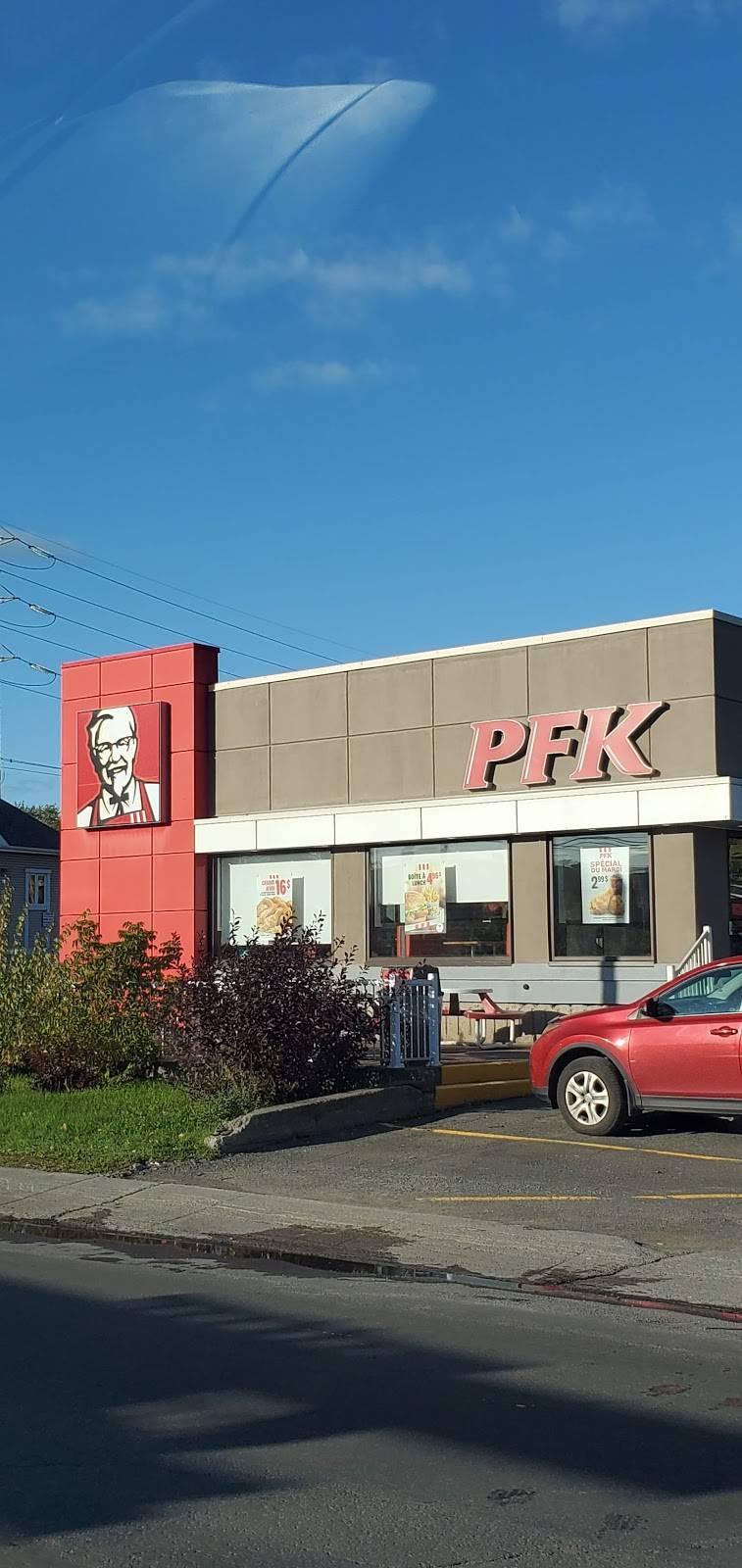 Harveys | restaurant | 280 Boulevard des Laurentides, Saint-Jérôme, QC J7Z 4L7, Canada | 4504361252 OR +1 450-436-1252