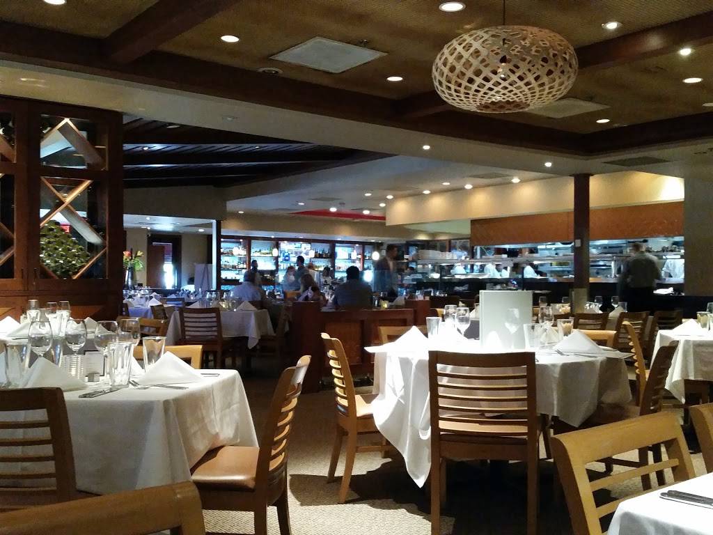 Roys Restaurant | restaurant | 4342 W Boy Scout Blvd, Tampa, FL 33607, USA | 8138737697 OR +1 813-873-7697