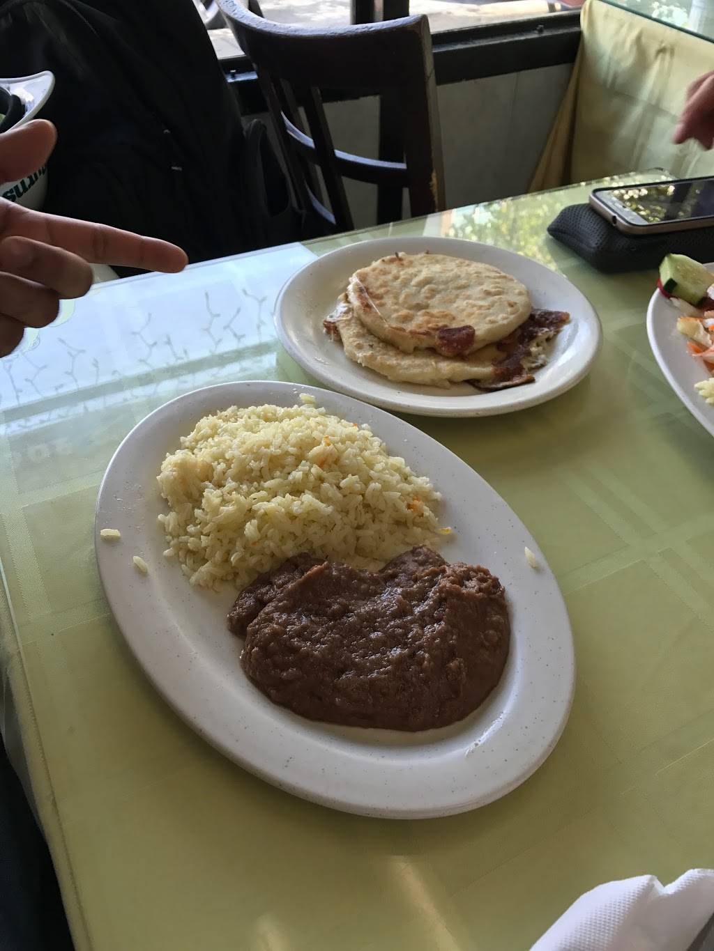 Viña Del Mar | restaurant | 89-52 146th St, Jamaica, NY 11435, USA | 7182069535 OR +1 718-206-9535