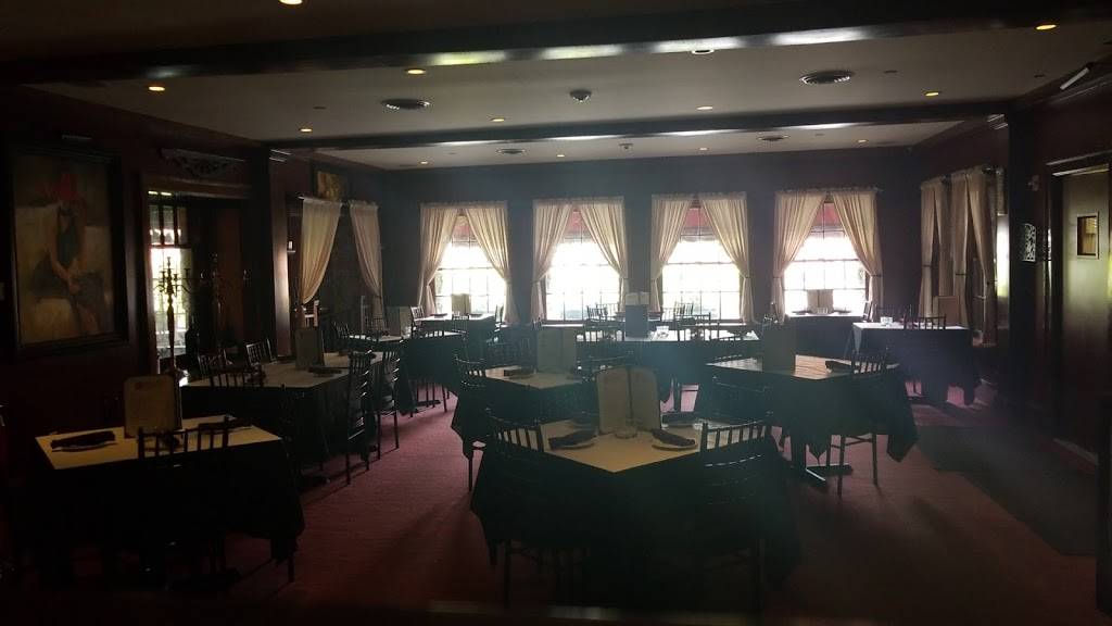 Enzos Italian Restaurant | restaurant | 134 N Mill St, Santa Paula, CA 93060, USA | 8059333444 OR +1 805-933-3444