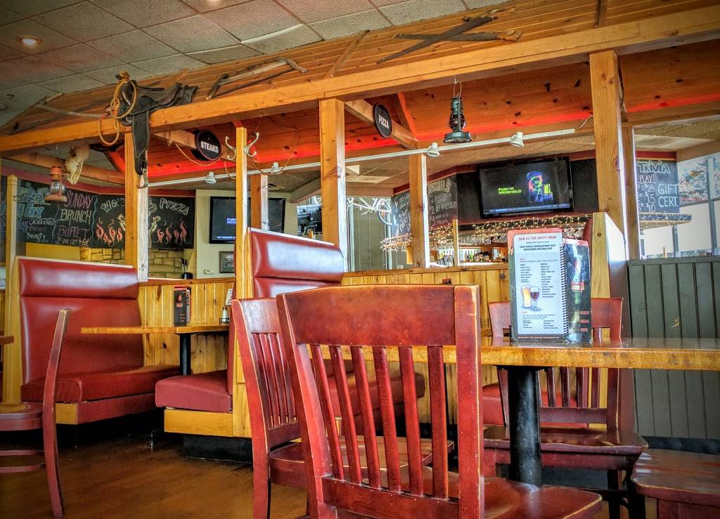 Charcoal Grill & Rotisserie | restaurant | 5745 75th St, Kenosha, WI 53142, USA | 2629429896 OR +1 262-942-9896