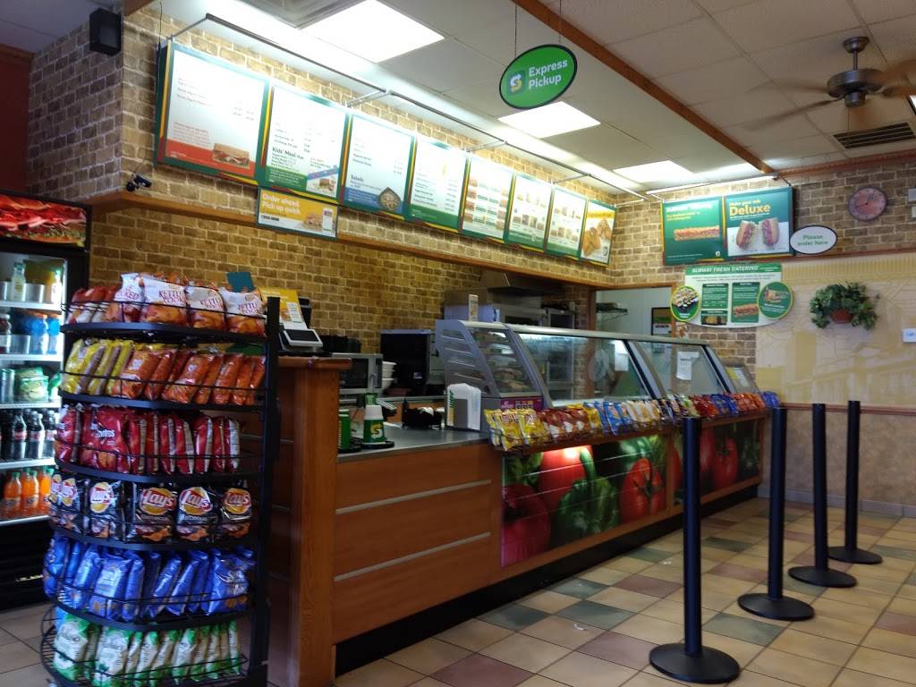 Subway Restaurants | restaurant | 5887 Harbour View Blvd, Suffolk, VA 23435, USA | 7574834355 OR +1 757-483-4355
