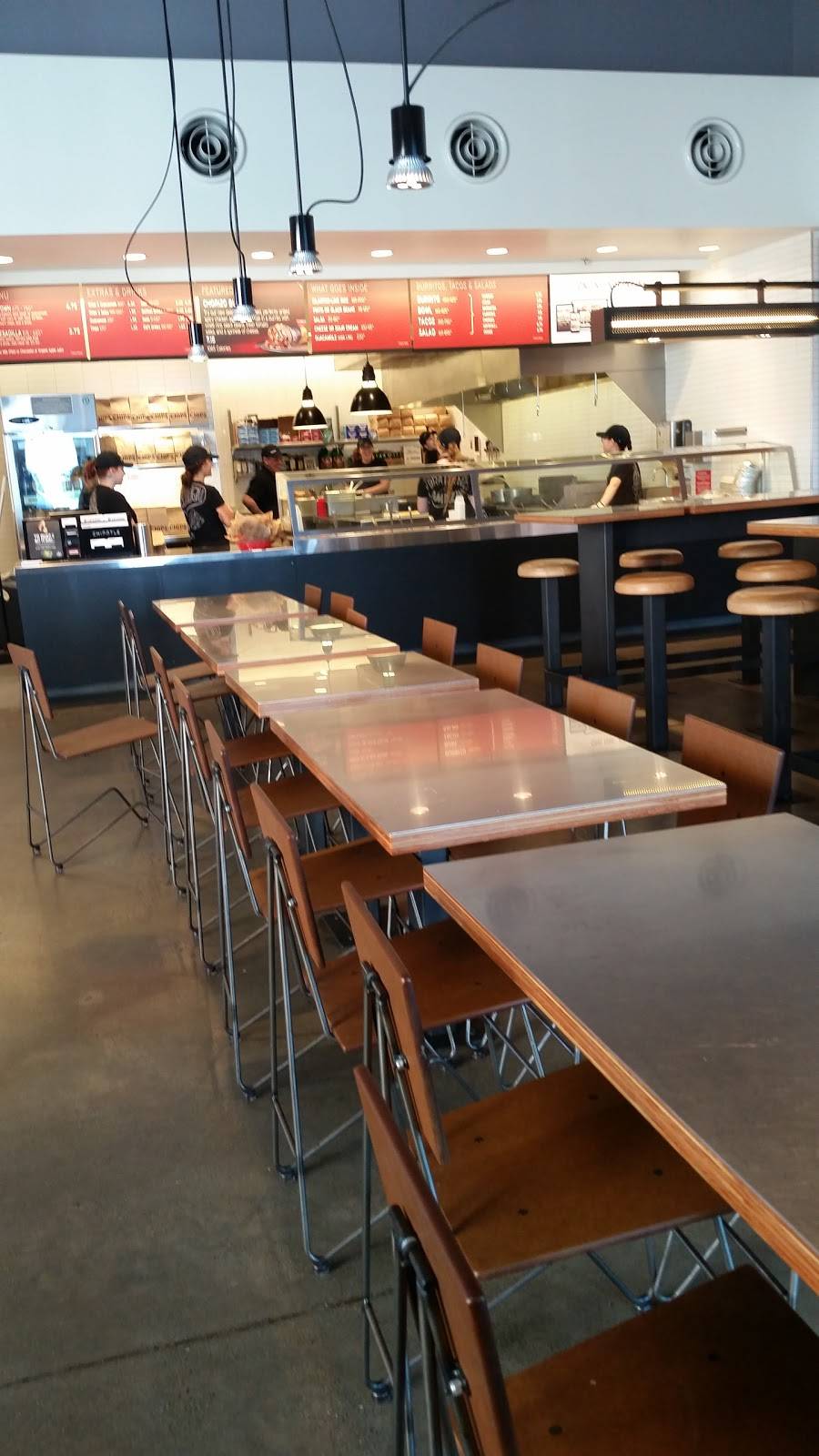 Chipotle Mexican Grill | restaurant | 366 N 12th Ave Ste 113, Hanford, CA 93230, USA | 5595822021 OR +1 559-582-2021