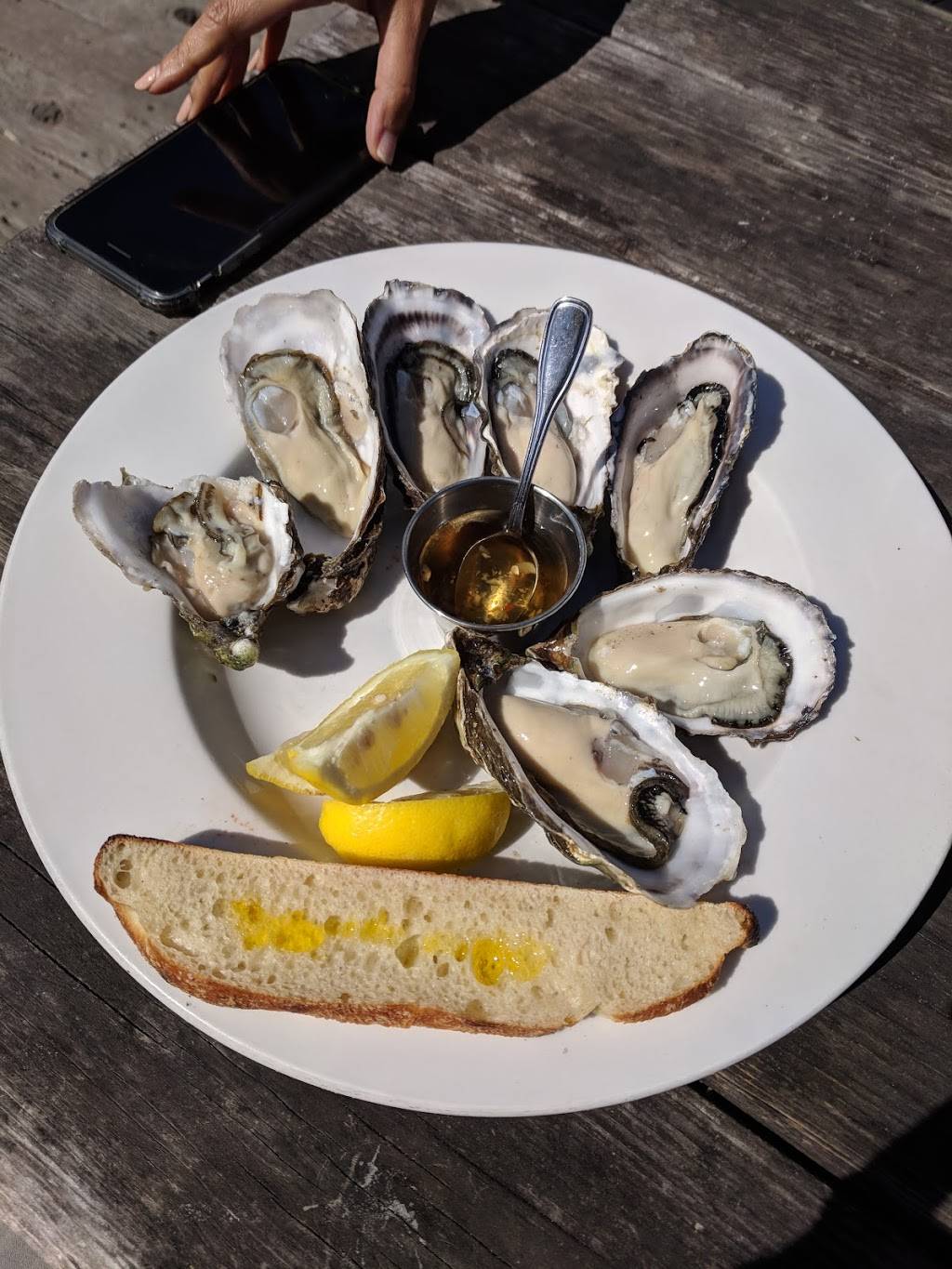 Cafe Reyes | restaurant | 11101 CA-1, Point Reyes Station, CA 94956, USA | 4156639493 OR +1 415-663-9493