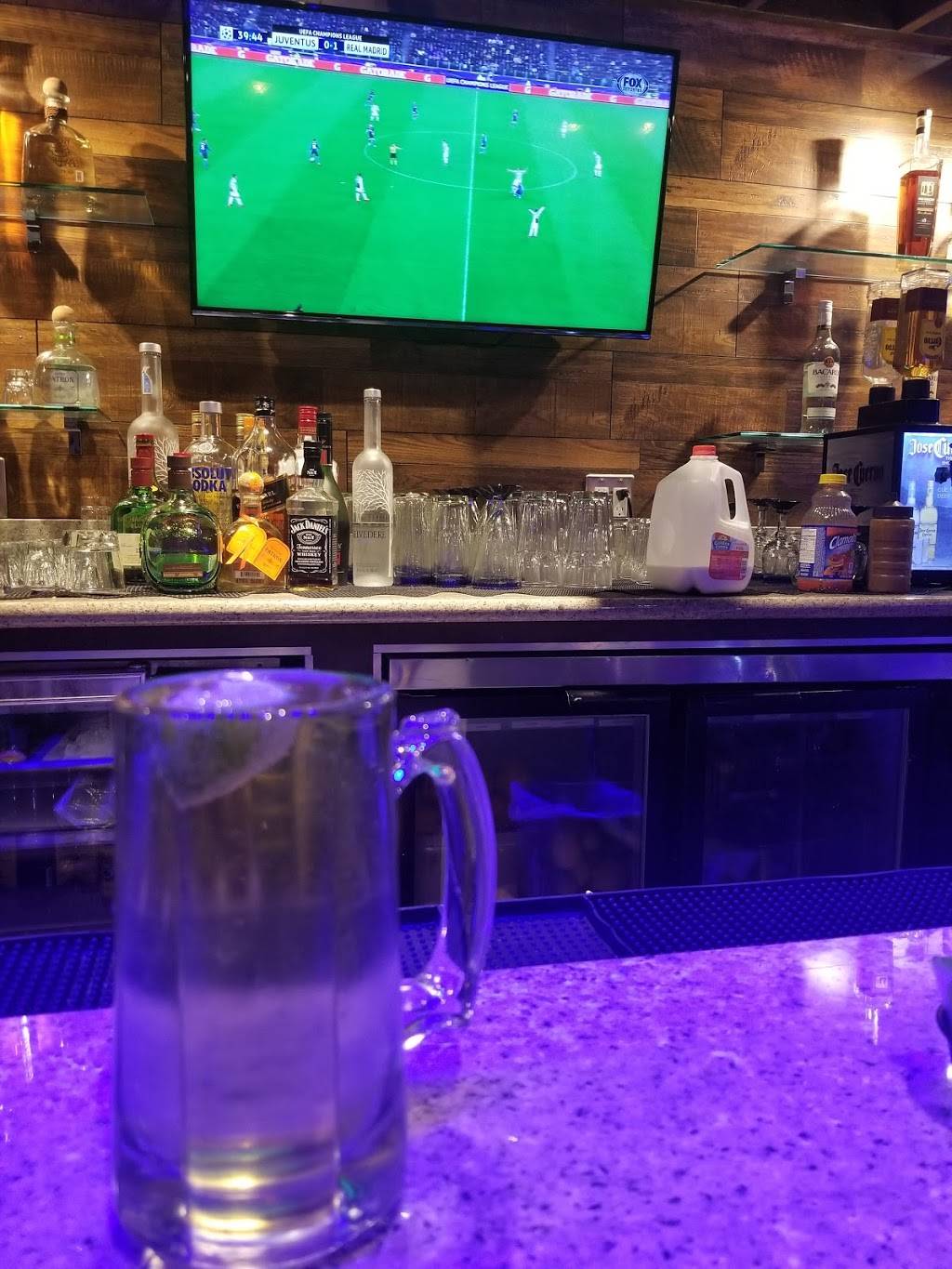 Sonsonate Grill | restaurant | 8711 Long Beach Blvd, South Gate, CA 90280, USA | 3235372508 OR +1 323-537-2508