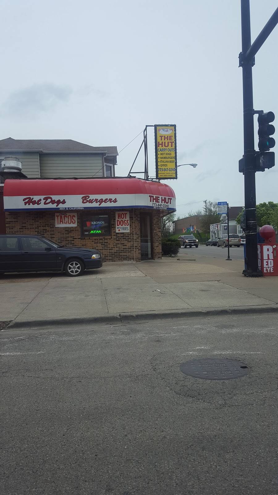 The Hut | restaurant | 3601 S California Ave, Chicago, IL 60632, USA | 7738470240 OR +1 773-847-0240