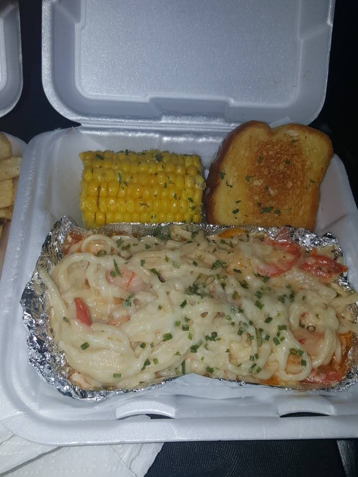 Chef Yanks | restaurant | 7900 NW 27th Ave, Miami, FL 33147, USA | 7867533767 OR +1 786-753-3767