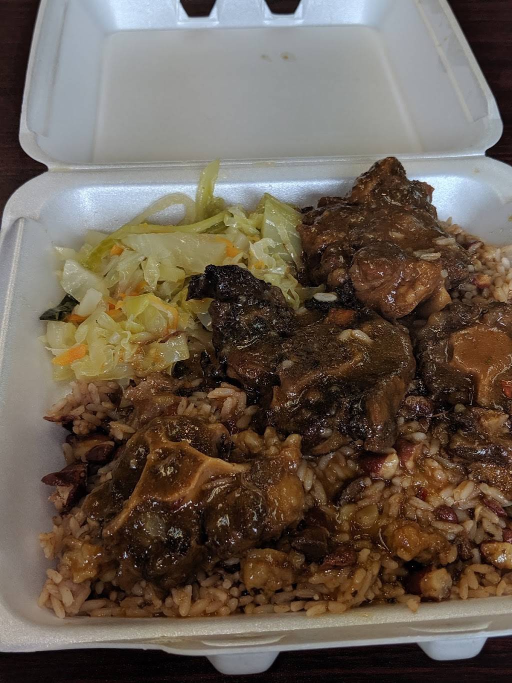 Tropical Choice Jamaican & Americian Restaurant | restaurant | 247 N 52nd St, Philadelphia, PA 19139, USA | 2154728530 OR +1 215-472-8530