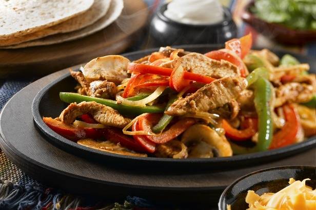 Mauricios Grill & Cantina | restaurant | 10700 Rosedale Hwy, Bakersfield, CA 93312, USA | 6615895292 OR +1 661-589-5292