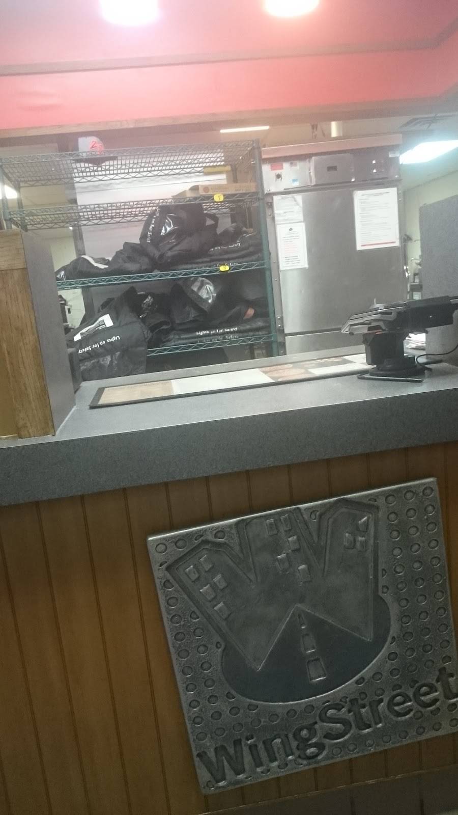 Pizza Hut | meal takeaway | 4957 Winters Chapel Rd, Atlanta, GA 30360, USA | 7709019800 OR +1 770-901-9800