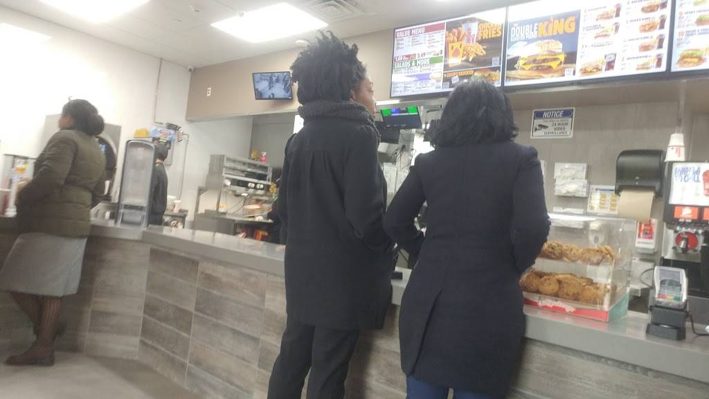 Burger king | restaurant | 200 E 125th St, New York, NY 10035, USA | 8663942493 OR +1 866-394-2493