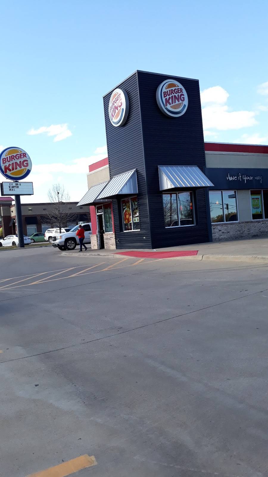 Burger King | restaurant | 2403 W Wheatland Rd, Dallas, TX 75237, USA | 9722962284 OR +1 972-296-2284