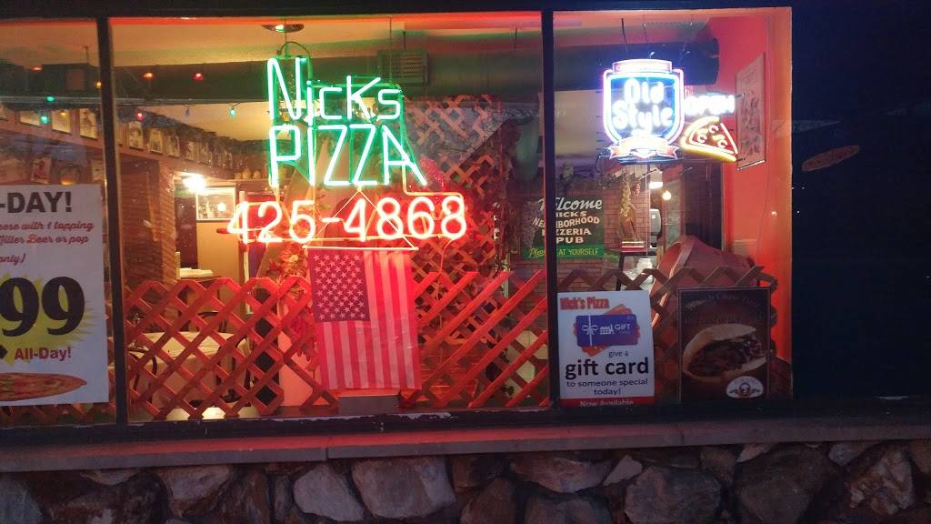 Nicks Pizza | restaurant | 10507 S Ridgeland Ave, Chicago Ridge, IL 60415, USA | 7084254868 OR +1 708-425-4868