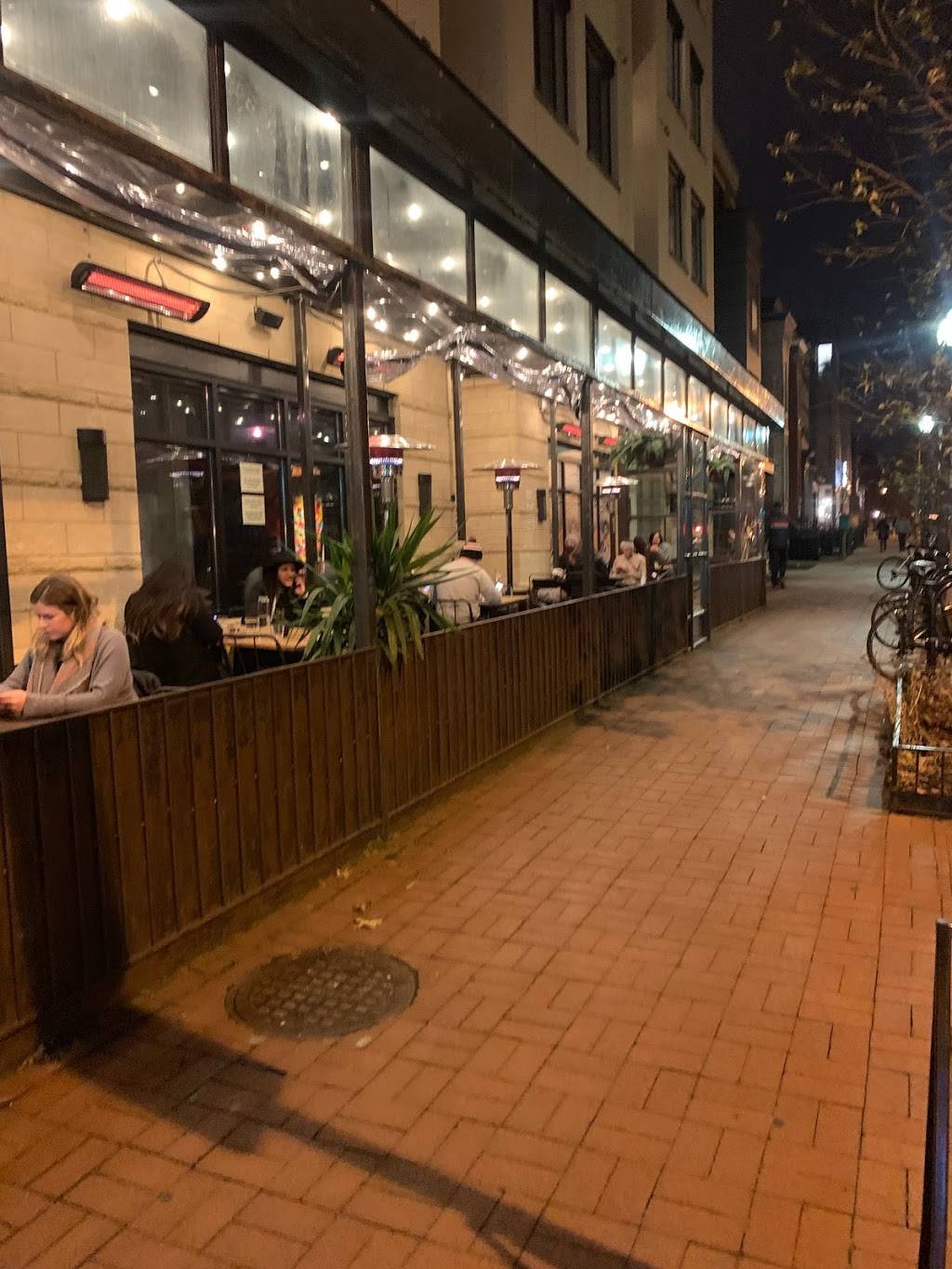 Ghostburger | restaurant | 1250 9th St NW, Washington, DC 20001, USA | 2028275237 OR +1 202-827-5237