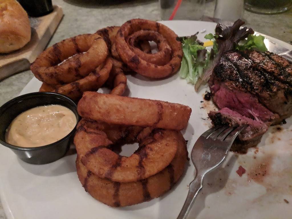 Adams Lake Pub | restaurant | 5365 E 620 S, Wolcottville, IN 46795, USA | 2608543463 OR +1 260-854-3463