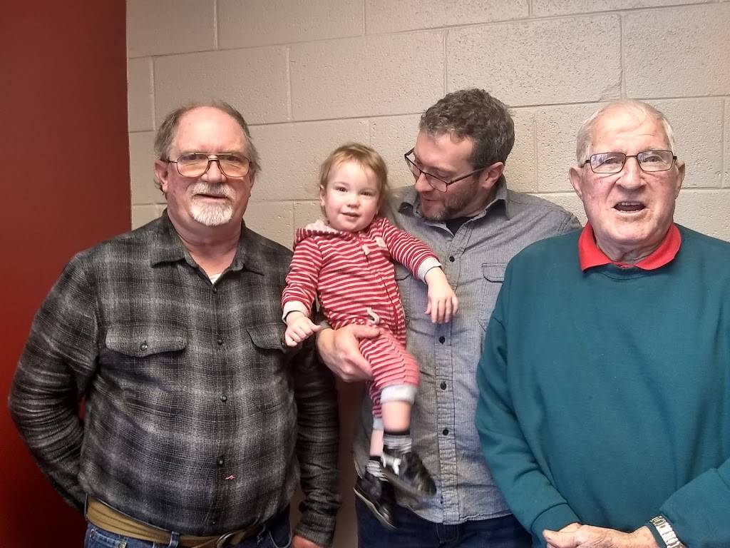 Papa Js Pizzeria | restaurant | 18557 Maple St, Lake Ann, MI 49650, USA | 2312757007 OR +1 231-275-7007