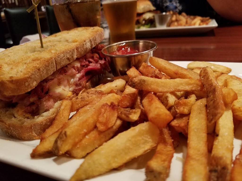 Cask Republic | restaurant | 179 Crown St, New Haven, CT 06510, USA | 4752388335 OR +1 475-238-8335