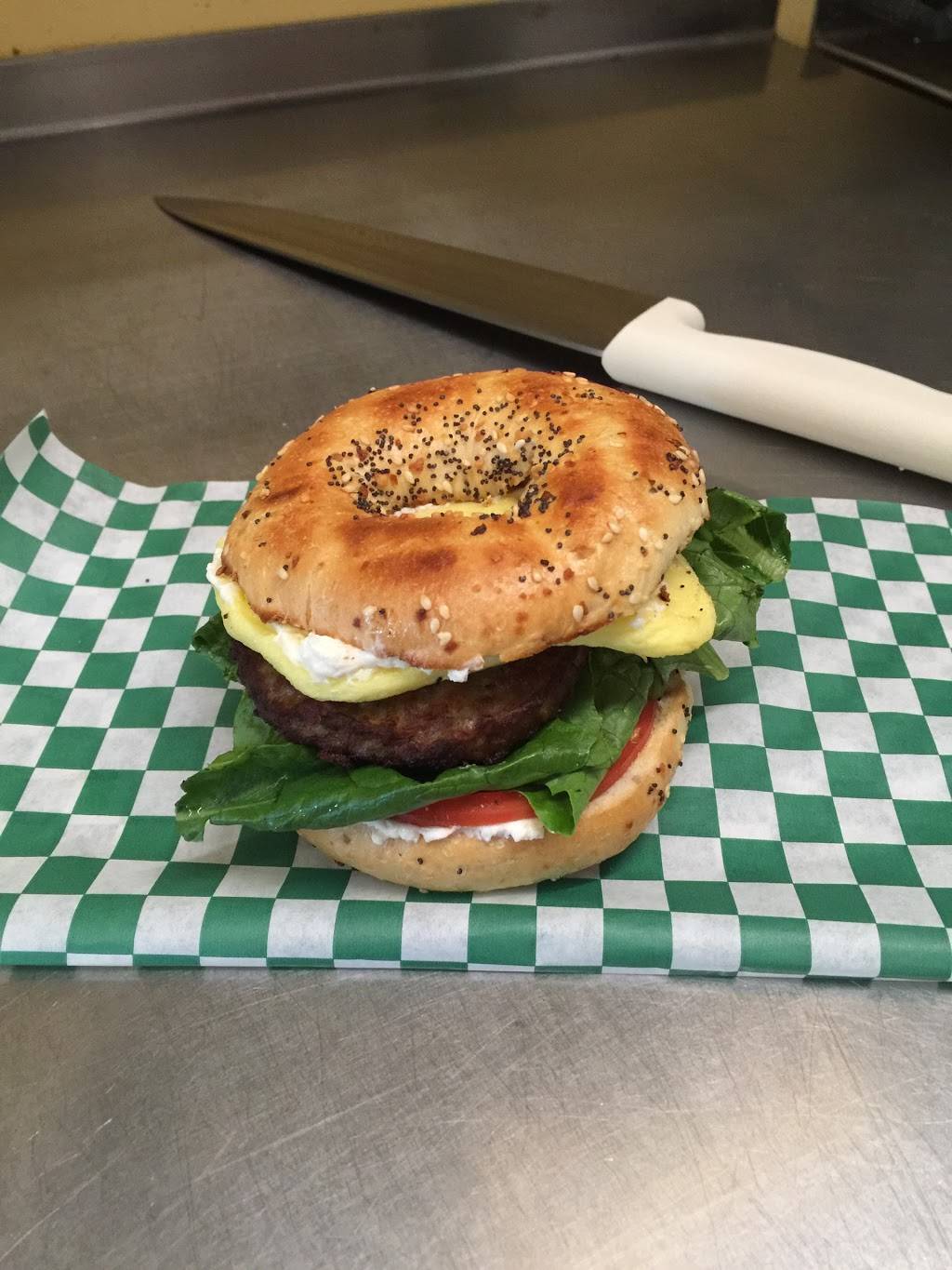 Fishermen’s Green Market & Deli | cafe | 1900 W Nickerson St c114, Seattle, WA 98119, USA | 2062817818 OR +1 206-281-7818