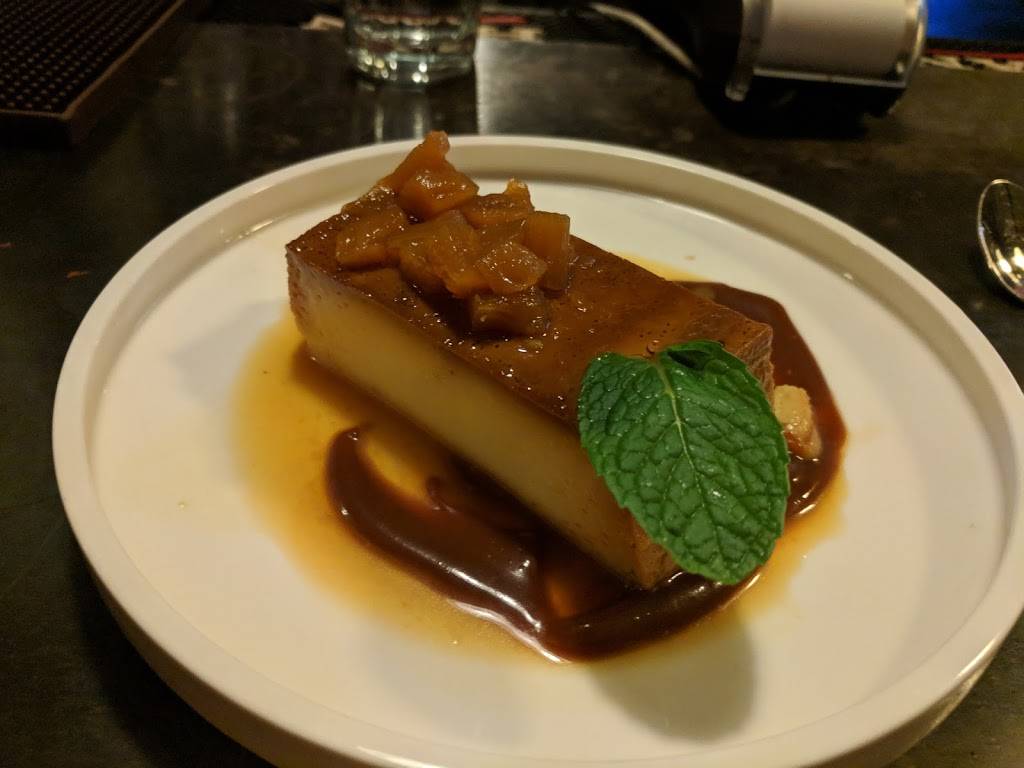 Gilberth’s | restaurant | 2427 3rd St, San Francisco, CA 94107, USA | 4158298572 OR +1 415-829-8572