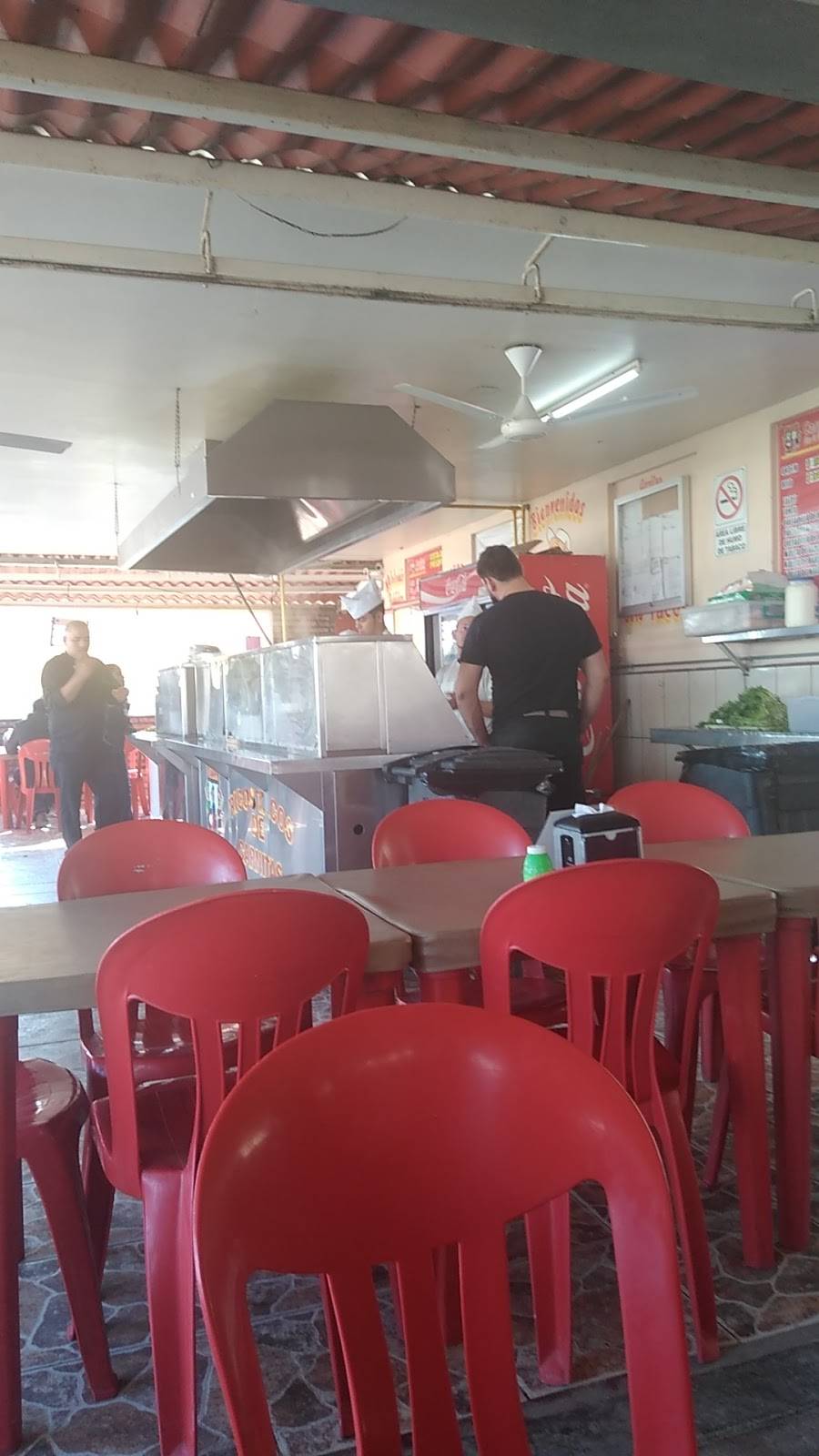 Carnitas los tres cochinitos | restaurant | Tijuana - Tecate Km 23.5, El Realito, Tijuana, B.C., Mexico | 0446643898497 OR +52 1 664 389 8497