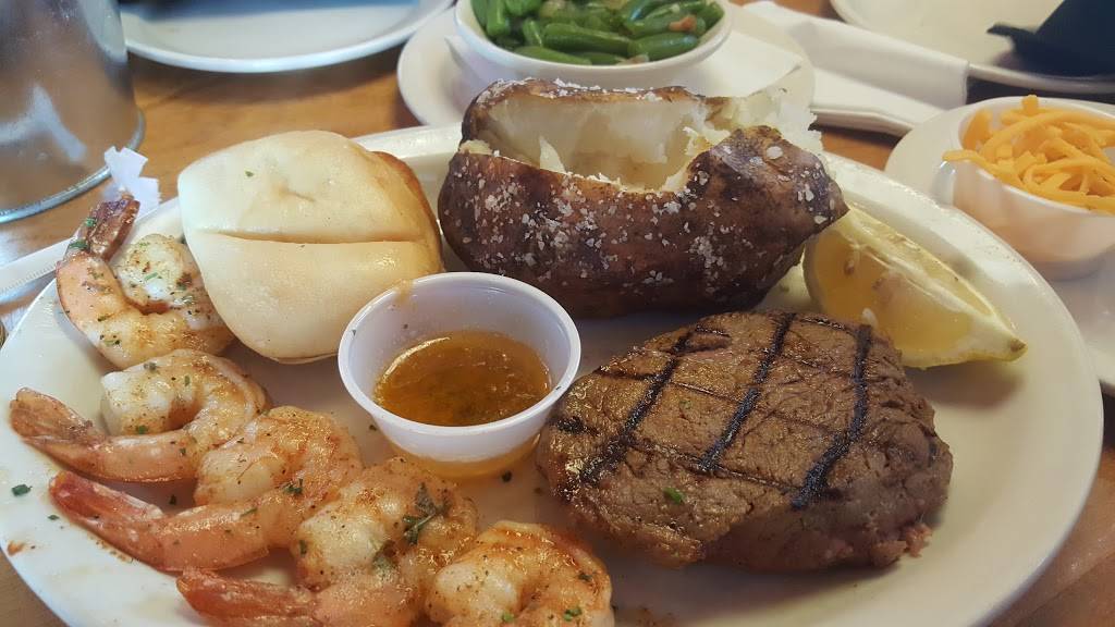 Texas Roadhouse | restaurant | 13321 Shelbyville Rd, Louisville, KY 40223, USA | 5022530085 OR +1 502-253-0085