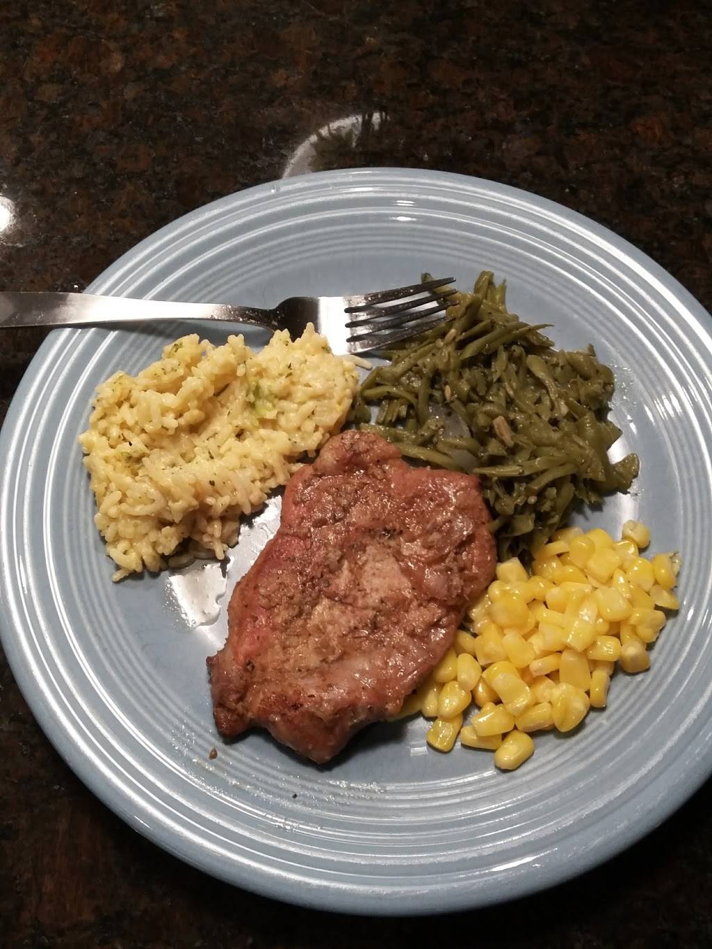 Strouds Barbeque | restaurant | 1201 E Spring St, Cookeville, TN 38501, USA | 9315287020 OR +1 931-528-7020