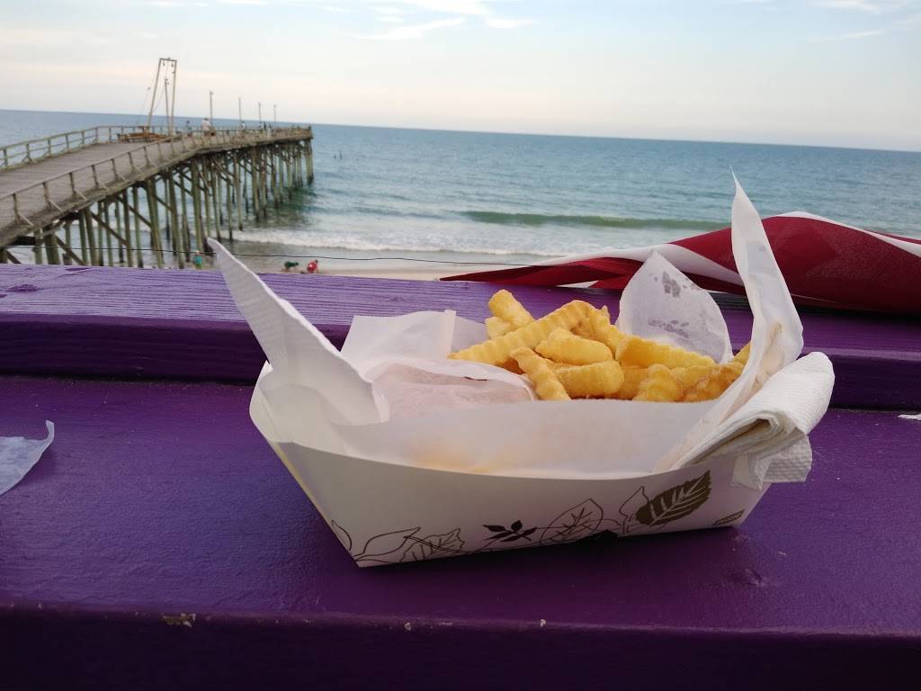 High Tide Lounge | restaurant | 1800 Carolina Beach Ave N, Carolina Beach, NC 28428, USA | 9104580807 OR +1 910-458-0807