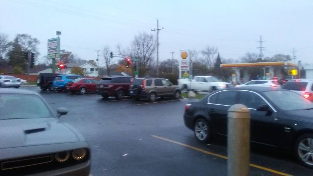 La Ilusion Restaurant & Bar | restaurant | 100-134 IL-25, Carpentersville, IL 60110, USA | 8474262600 OR +1 847-426-2600