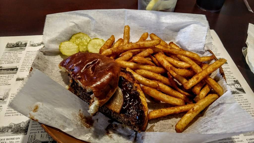 Ausable River Restaurant | restaurant | 412 Morenci Ave, Mio, MI 48647, USA | 9898263590 OR +1 989-826-3590