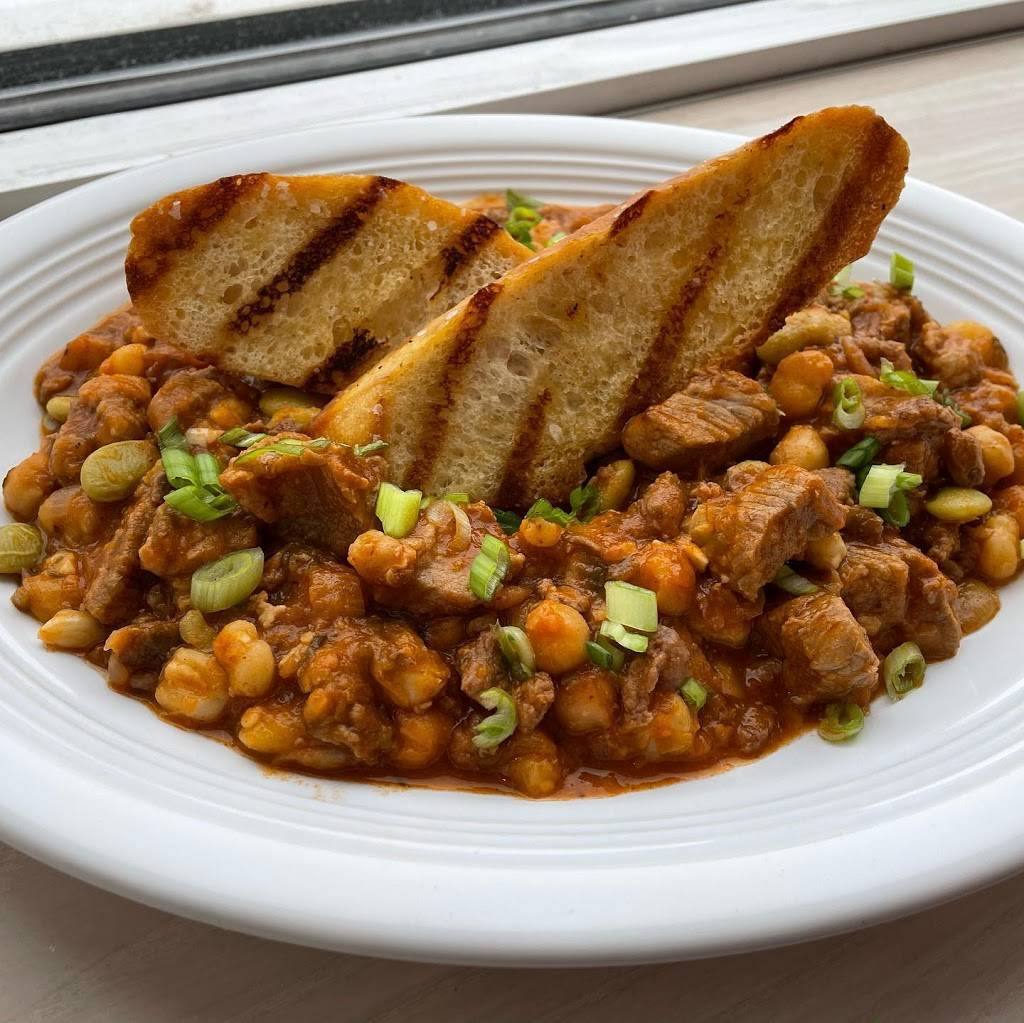 Noche Restaurant & Bar | restaurant | 6601 Northway, Greendale, WI 53129, USA | 4142462002 OR +1 414-246-2002