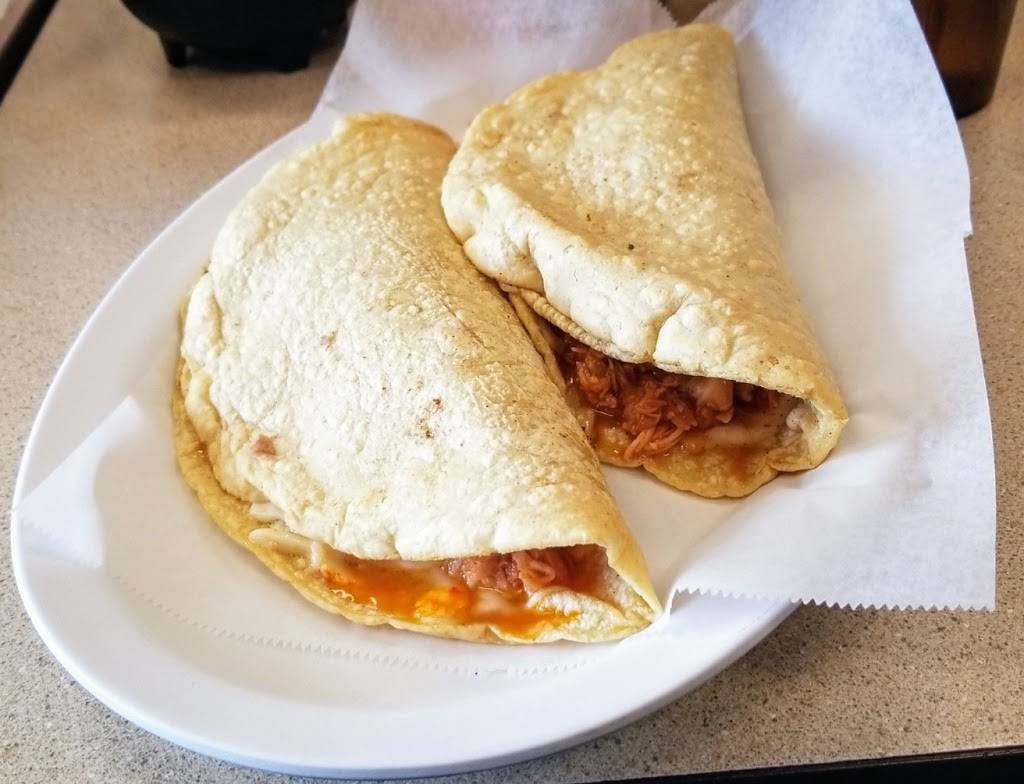 Taqueria El Gallo de Oro | restaurant | 1186 Lee St, Des Plaines, IL 60016, USA | 8478276679 OR +1 847-827-6679