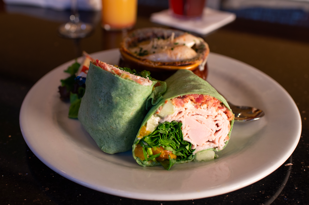 Monterey Grill | restaurant | 1665 Dunlawton Ave, Port Orange, FL 32127, USA | 3867616868 OR +1 386-761-6868