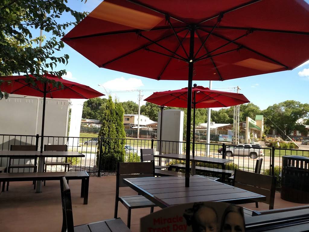 Dairy Queen Grill & Chill | restaurant | 7044 O St, Lincoln, NE 68510, USA | 4024840381 OR +1 402-484-0381