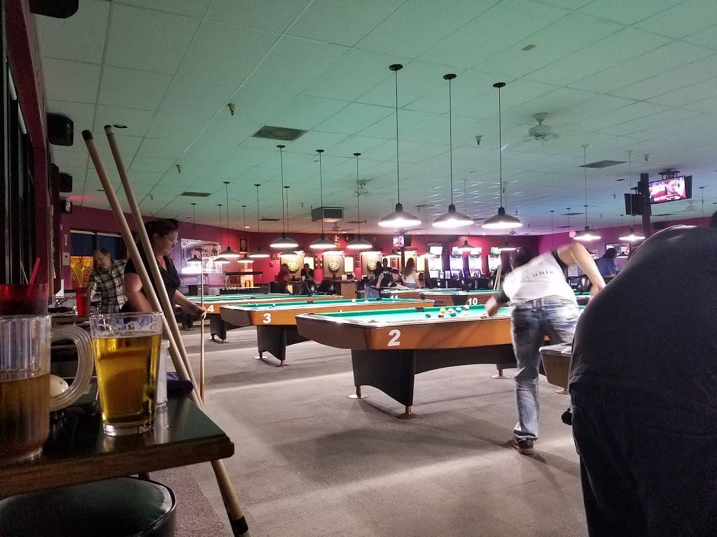 Jesters Billiards | restaurant | 1515 N Gilbert Rd, Gilbert, AZ 85234, USA | 4809261314 OR +1 480-926-1314