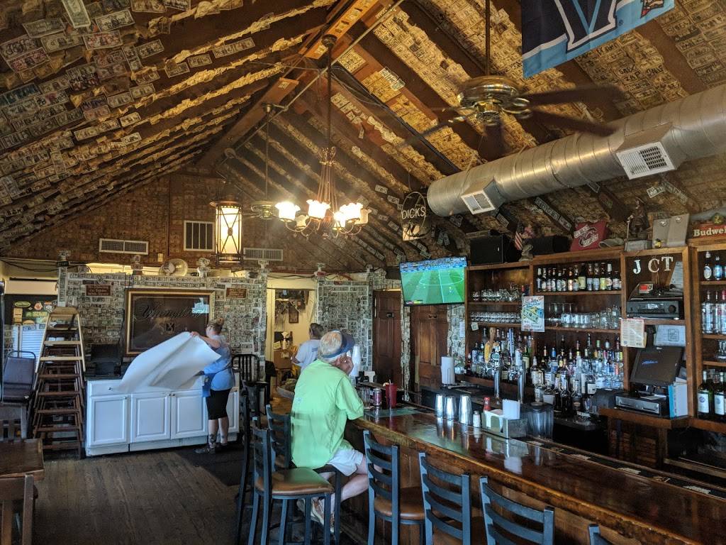 Johnson Creek Tavern | restaurant | 2141 Sea Island Pkwy, St Helena Island, SC 29920, USA | 8438384166 OR +1 843-838-4166